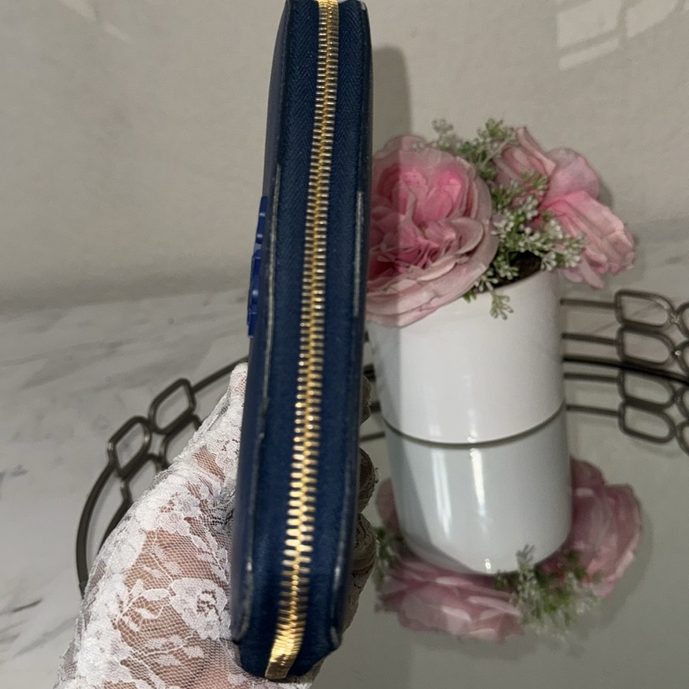 Prada Blue Wallet - Picture 4 of 16